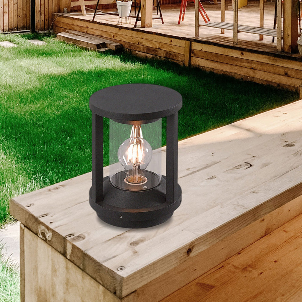 Aurelis – Aluminium Outdoor Pillar Lamp