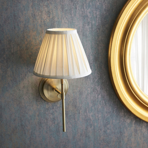 Aurelis – Antique Brass Adjustable Metal Wall Light