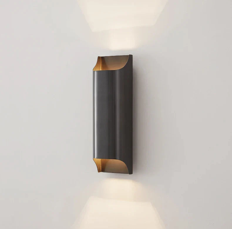 Aurelis – Copper LED Brass Wall Lamp