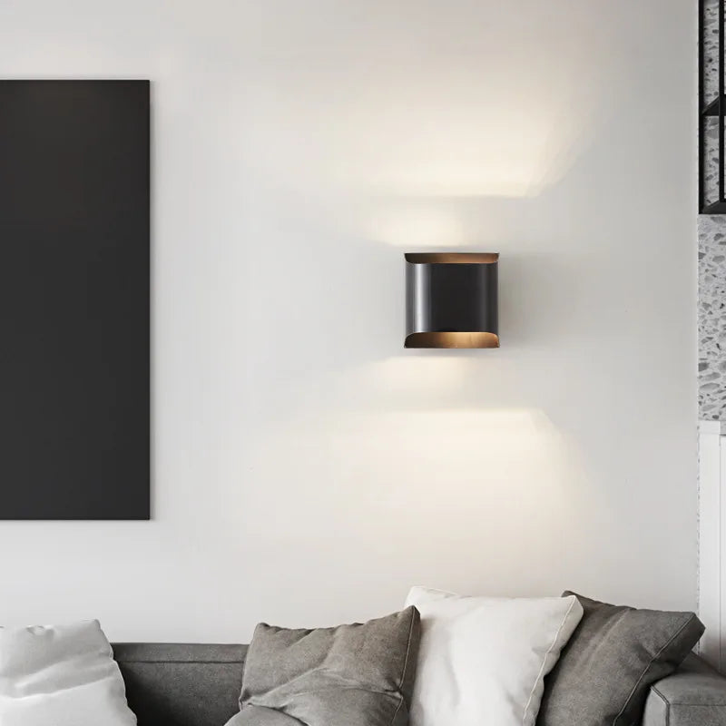 Aurelis – Copper LED Brass Wall Lamp