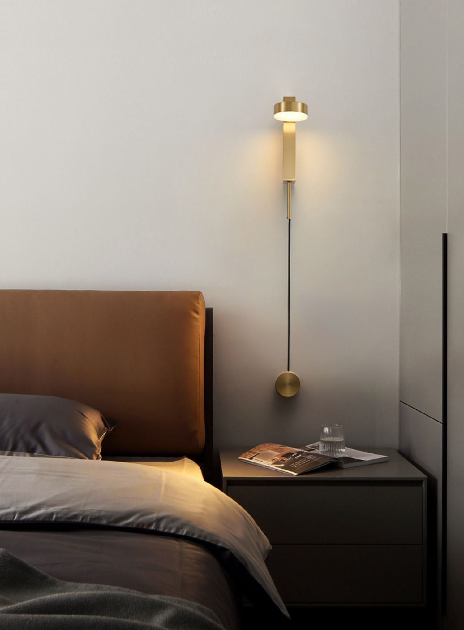 Aurelis – Dimmable Iron Wall Lamp