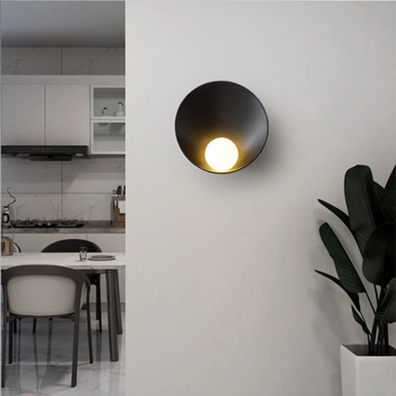 Aurelis – Energy-Efficient Metal LED Wall Light