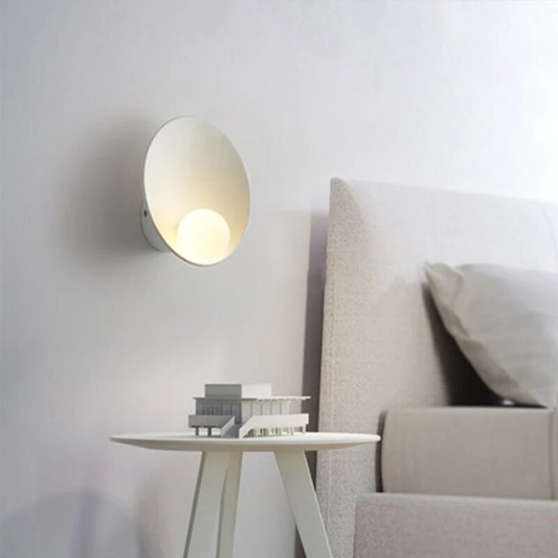 Aurelis – Energy-Efficient Metal LED Wall Light