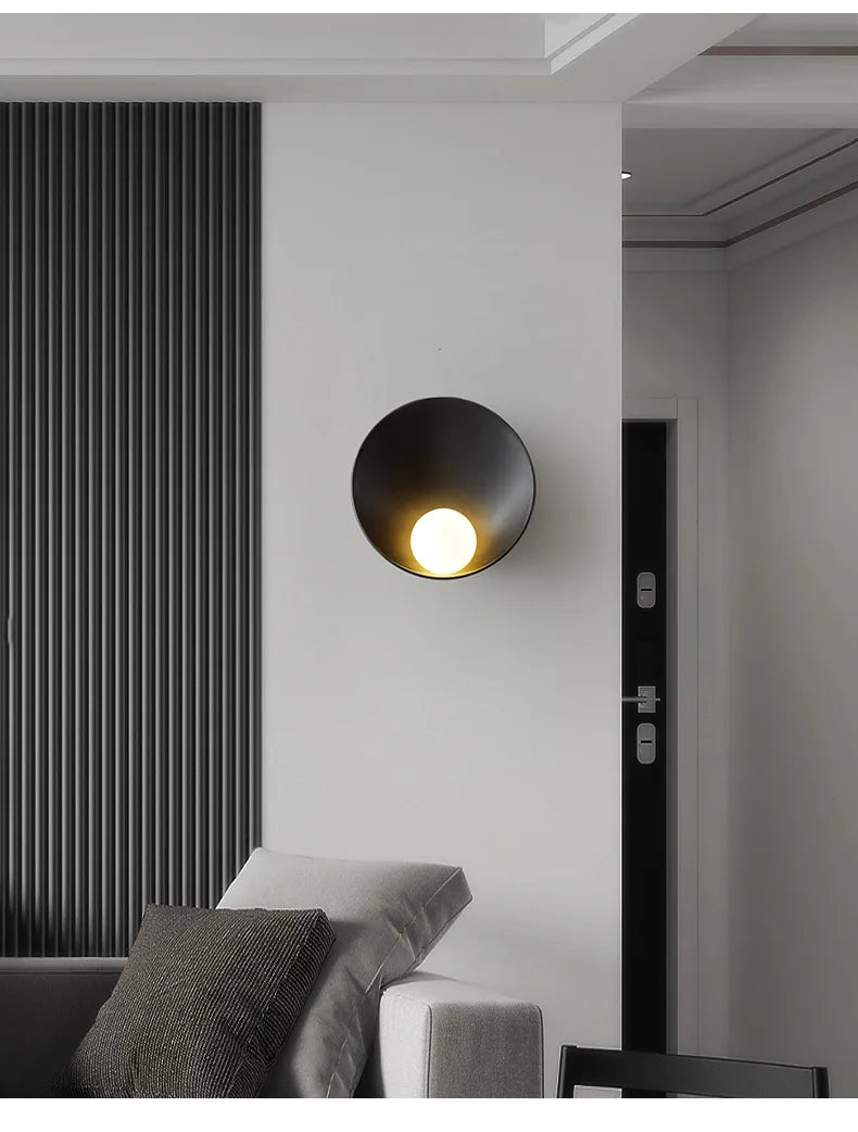 Aurelis – Energy-Efficient Metal LED Wall Light