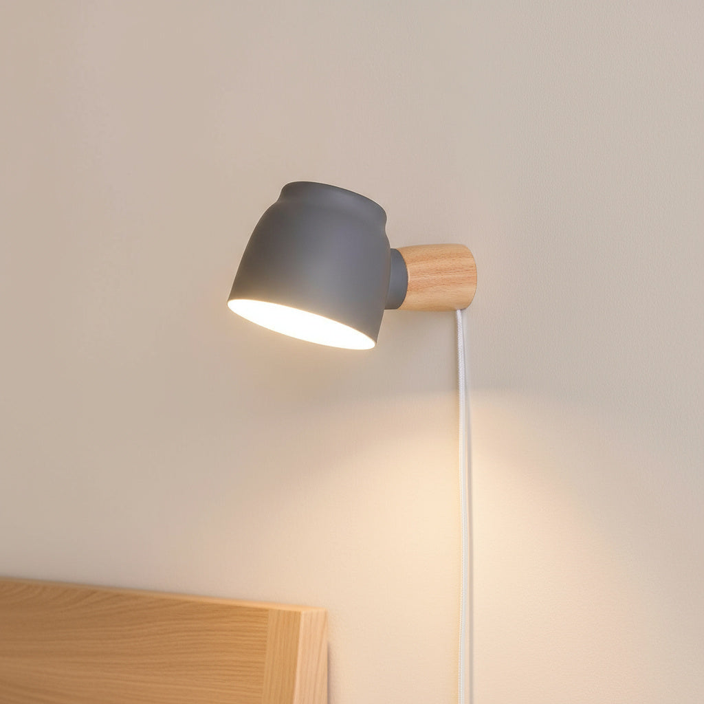 Aurelis – Plug-in Metal Wall Sconce