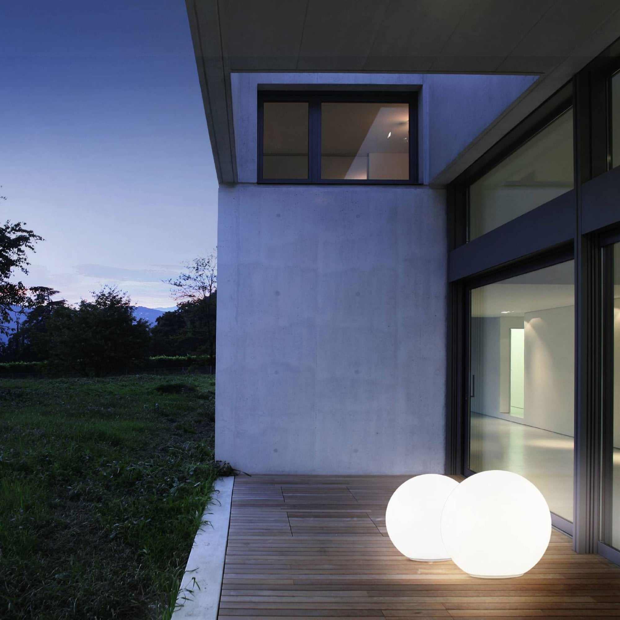 Aurelis – White Plastic Exterior Globe Light 390mm