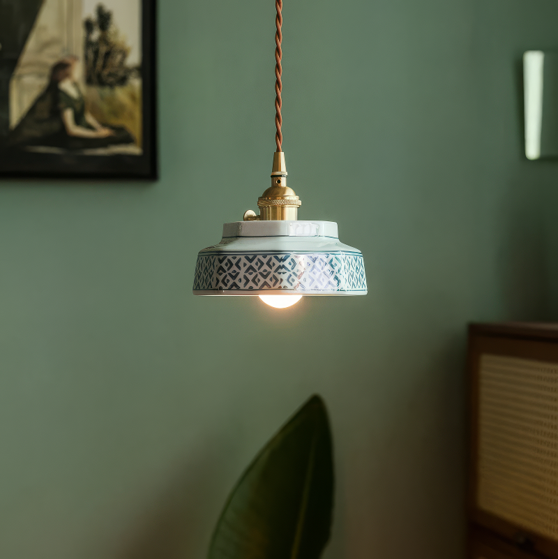 Elaris – Ceramic Pendant Light