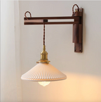 Sylva – Adjustable Wood Wall Lamp
