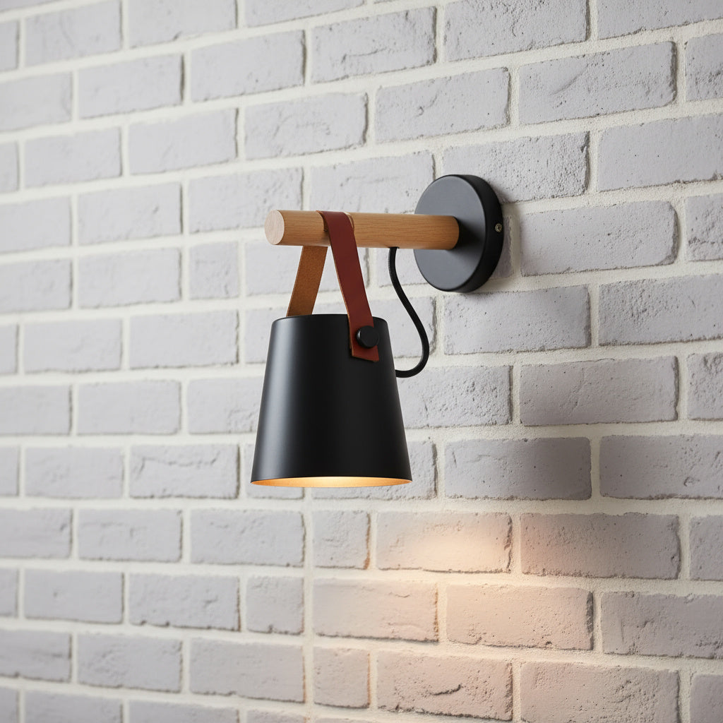 Sylvar – Wooden Bedroom Wall Light