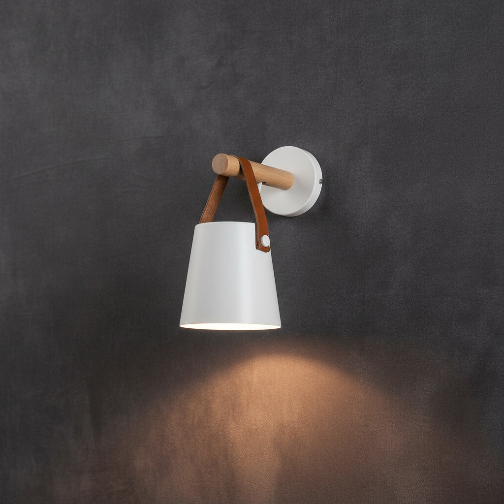 Sylvar – Wooden Bedroom Wall Light