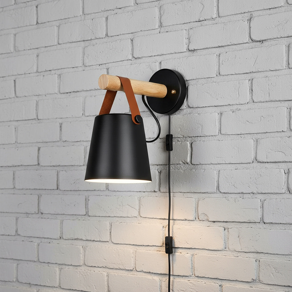 Sylvar – Wooden Bedroom Wall Light