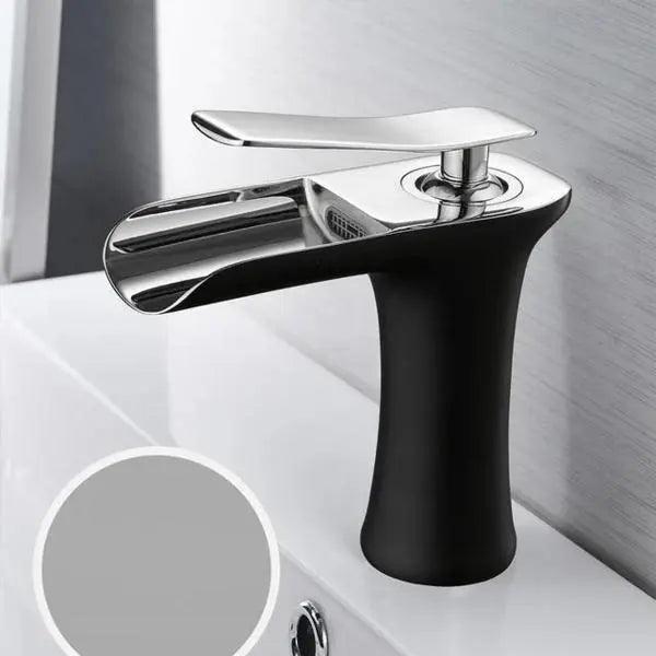 Zephyra – Brass Single Handle Bathroom Faucet